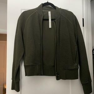 Green lulu lemon zip up